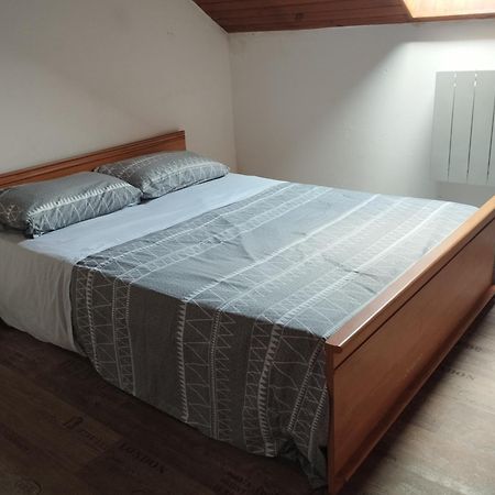 Maison De Ville A 10 Min Du Pal Dompierre-sur-Besbre Exteriör bild